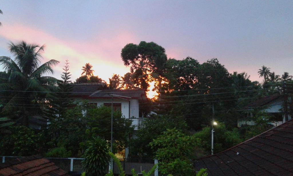 Kaween Homestay Weligama Esterno foto